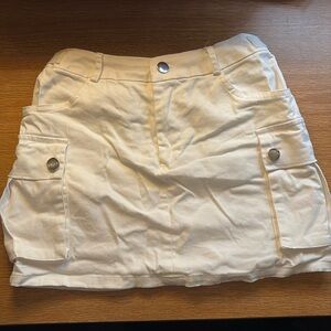 Women’s White Cargo Mini Skirt